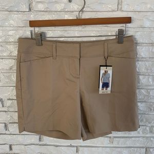 NWT The Limited Tailored Shorts Tan Sz 6